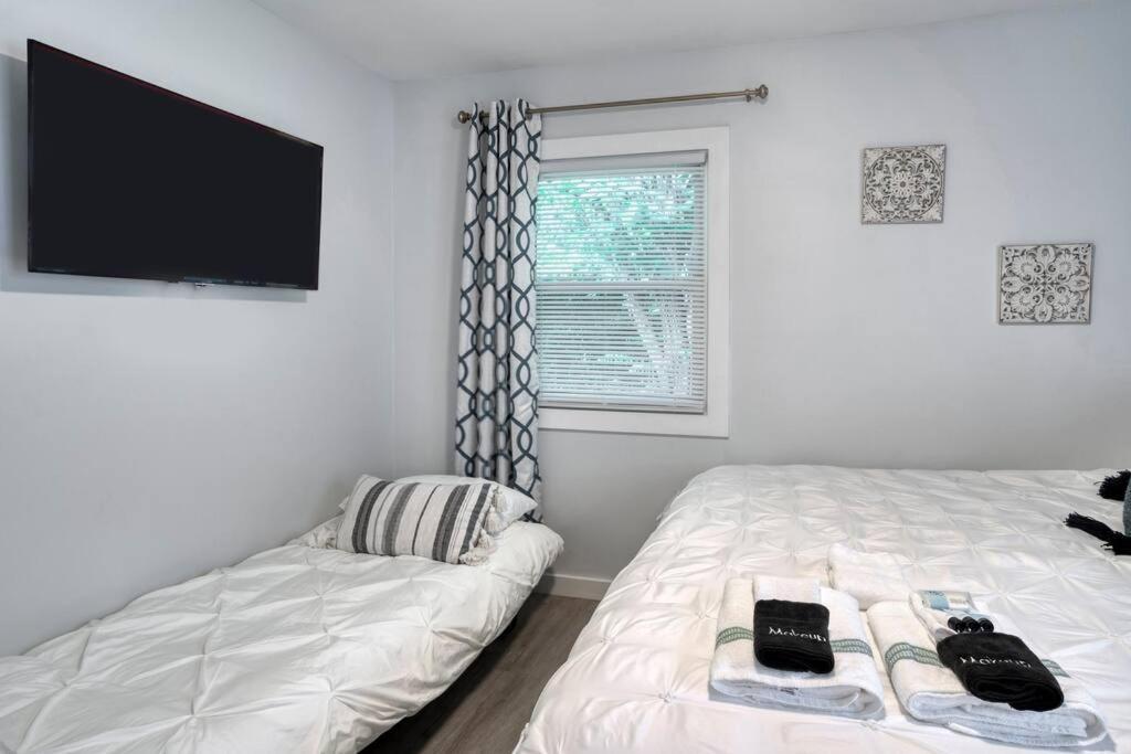 2Br 1Ba Duplex House King Beds Great For Small Groups Close To All Uptown Charlotte Attractions Ngoại thất bức ảnh