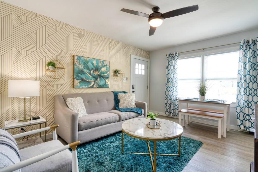 2Br 1Ba Duplex House King Beds Great For Small Groups Close To All Uptown Charlotte Attractions Ngoại thất bức ảnh
